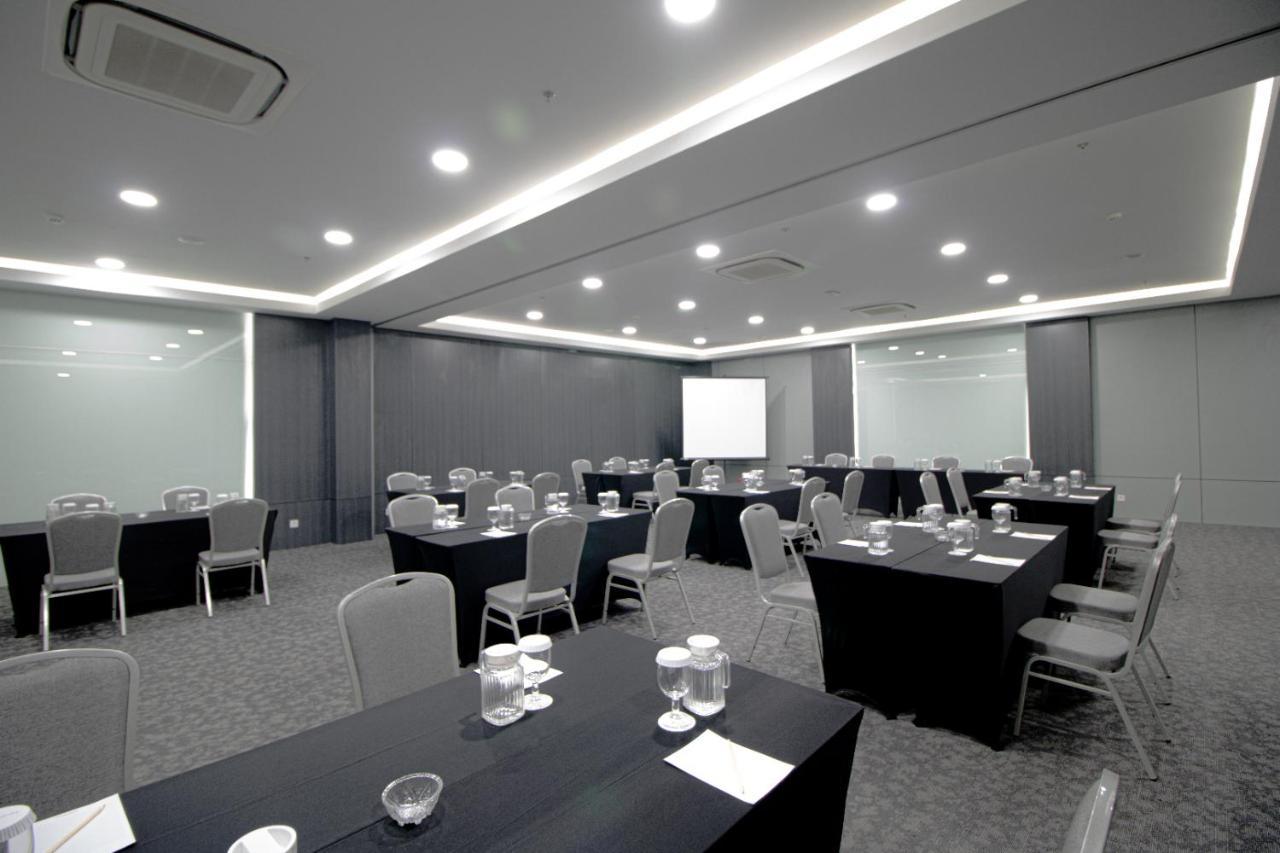 Laska Hotel Subang Exterior photo